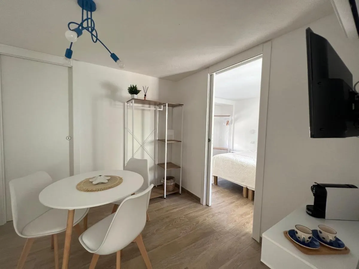 Via Giardini Rooms Villasimius Πανσιόν