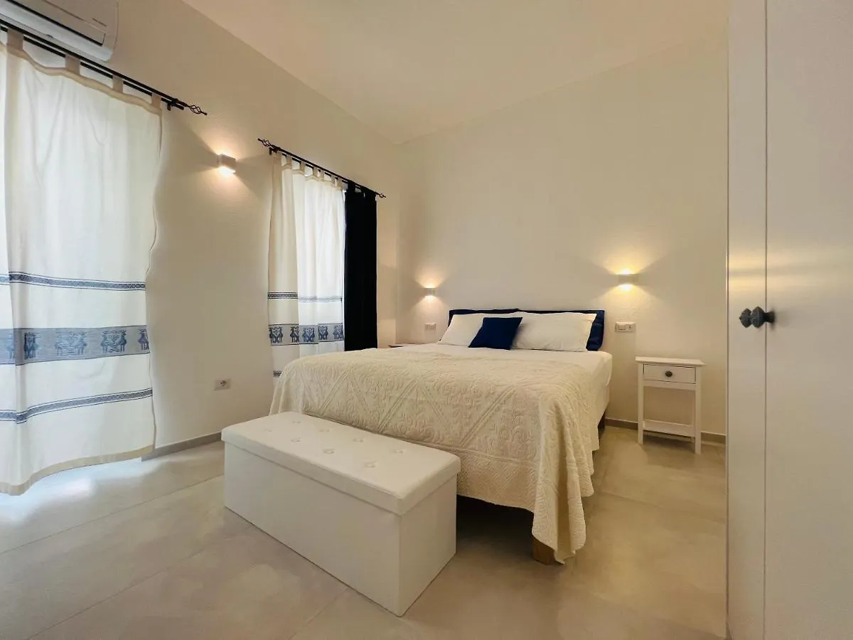 Via Giardini Rooms Villasimius