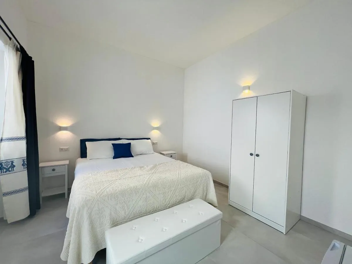 Via Giardini Rooms Villasimius 0*,  Ιταλία