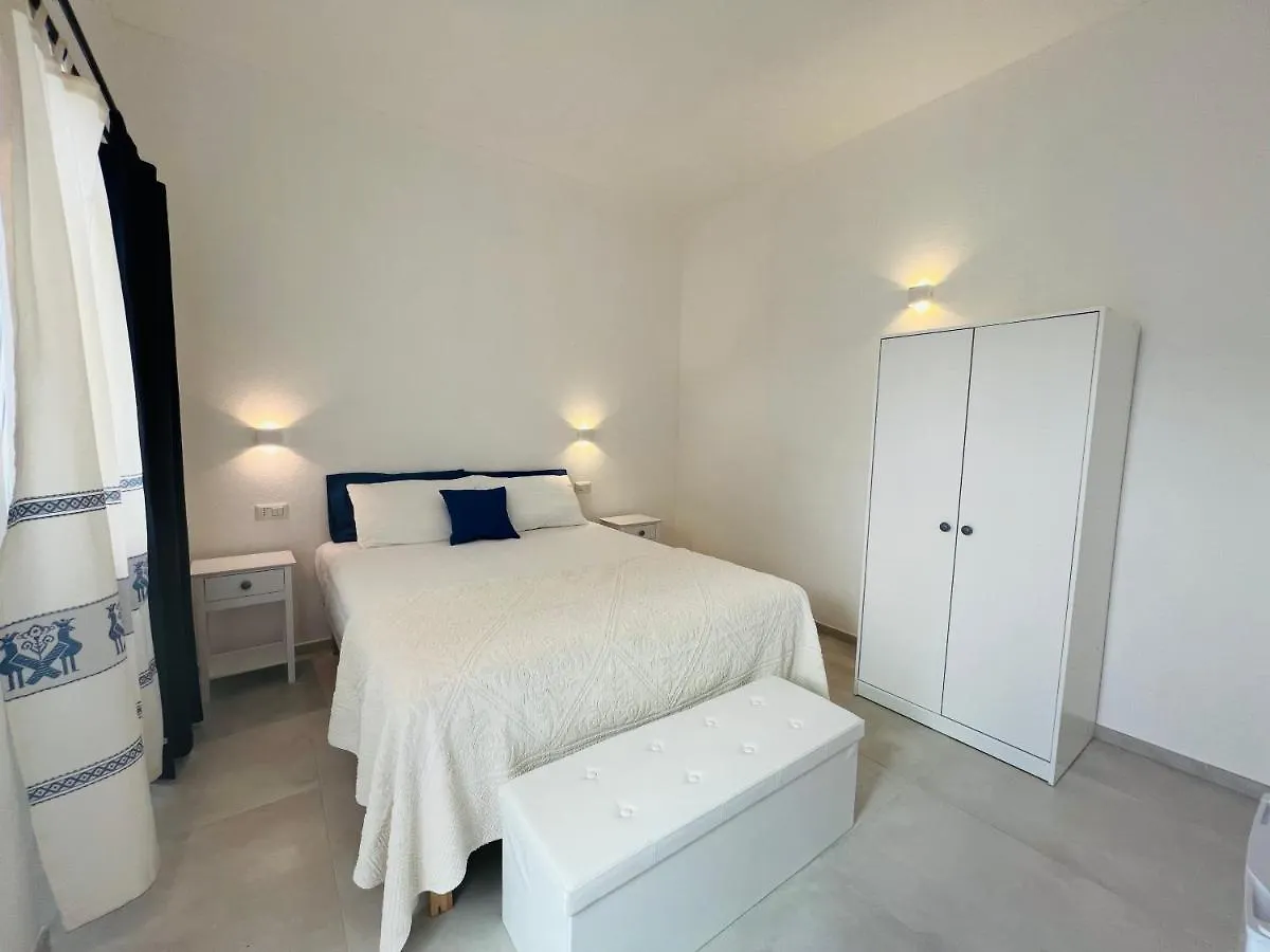Via Giardini Rooms Villasimius